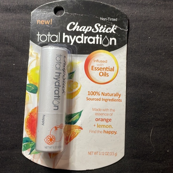 4 packs of different chapsticks - Picture 5 of 5